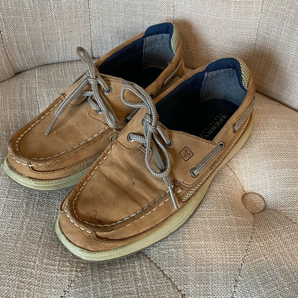 Boys Sperry shoes